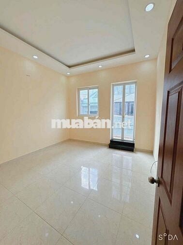 nhà ở 1 trệt, 1 lầu Phú Thọ Hoà