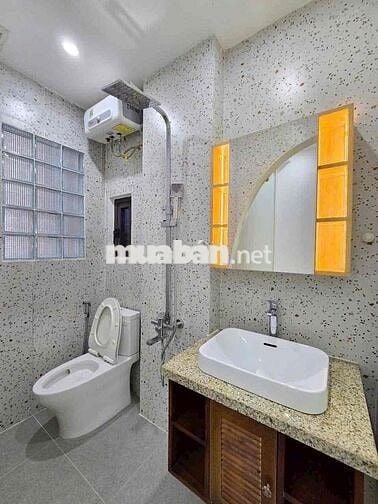 cho thuê nhà 3 tầng 3pn/4wc  kiệt trần cao vân