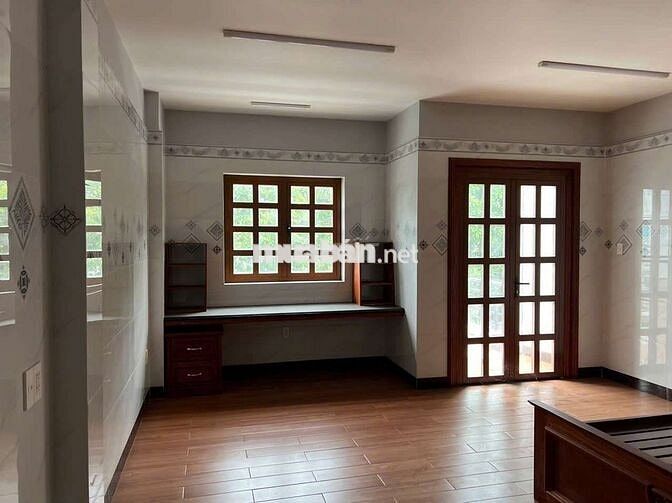 Bán Nhà có thang máy Khu Tên lửa Tân Tạo 5x20. 4 tấm 11 tỷ