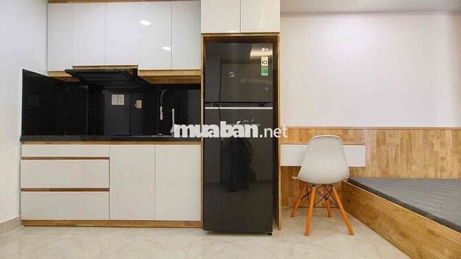 Studio Ban Công 35m2 - Máy Giặt Riên g - Ngay Bờ Kè Trường Sa