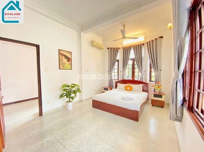 Cho thuê biệt thự 25A Nguyễn Ư Dĩ P.Thảo Điền Q.2 + Diện tích: 20mx35m