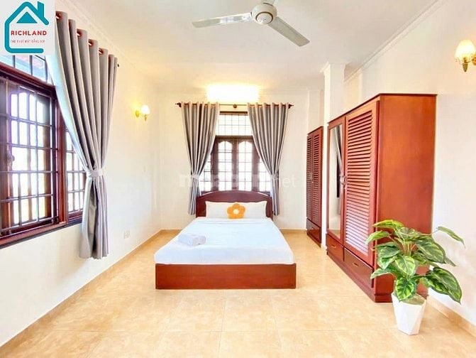 Cho thuê biệt thự 25A Nguyễn Ư Dĩ P.Thảo Điền Q.2 + Diện tích: 20mx35m