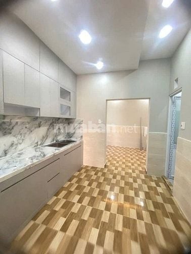 KDC Hiện Hữu chỉ 3,7 Tỷ, Gần Siêu Thị Co.op Mart, 03 Tầng, DT 3x18