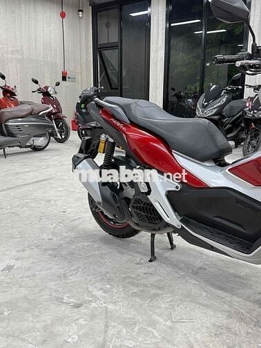 Cần bán Honda ADV 150 – Giá thương lượng