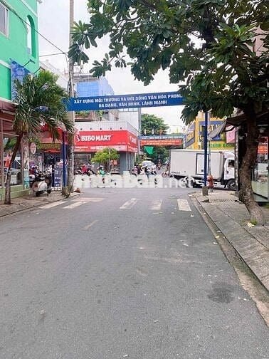 Bán Nhà Mặt Tiền Ngay Nguyễn Sơn, Tân Phú, 5.3M X 14M, Chỉ Hơn 9 Tỷ