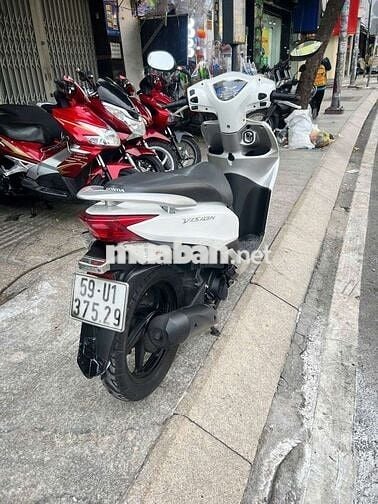 Honda vision 2013 mới 90% biển số thành phố