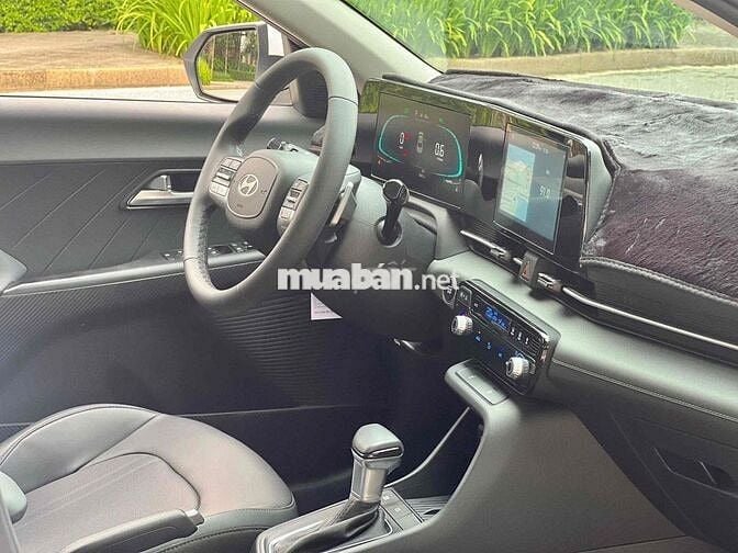 Hyundai Accent 2025 - 5000 km