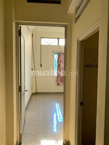 BÁN NHÀ 2 LẦU ĐỐI DIỆN CÔNG VIÊN CƯ XÁ A Q6 (4X17) CHỈ 11 TỶ