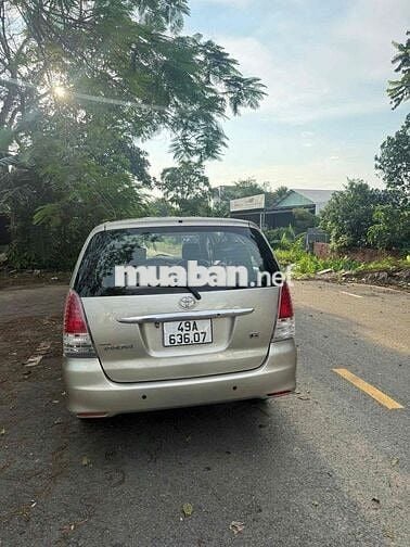 Toyota Innova 2011 V - 170000 km