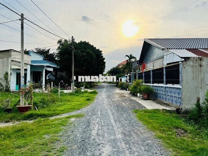Bán đất Trung Lập Hạ - Củ Chi : 101,7n2 - full thổ cư . Giá 750 triệu