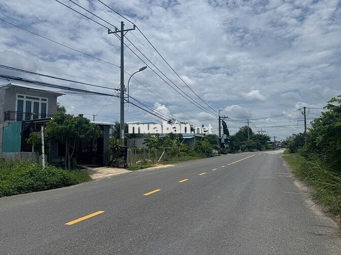 Bán đất mặt tiền Ba Sa : 106m2 ( 5x25 ) - 93m2 thổ cư . Giá 1 tỷ 050
