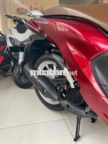 vison 2024 . lướt 7k km . zin 100% . như mới