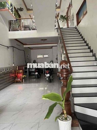 Nhà Chợ Phú Chánh 1 trệt 3 lầu sát góc chính chủ