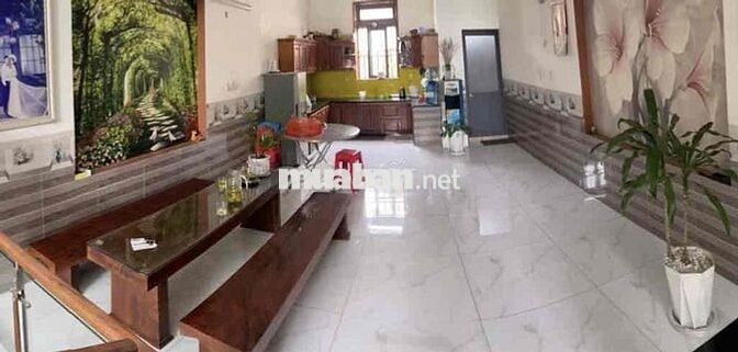 Nhà Chợ Phú Chánh 1 trệt 3 lầu sát góc chính chủ
