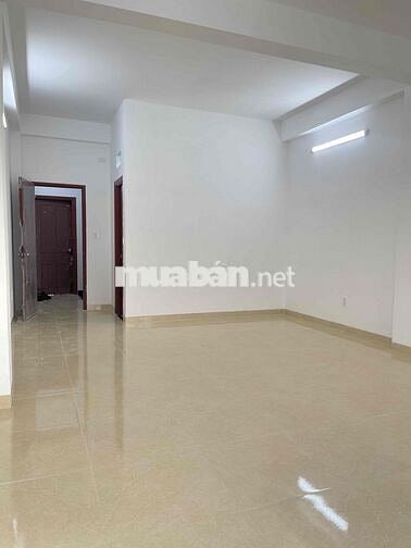 Nhà Mới Xây Đg 7m sát Mặt Tiền: 4.5x25m , trệt lửng 2 lầu