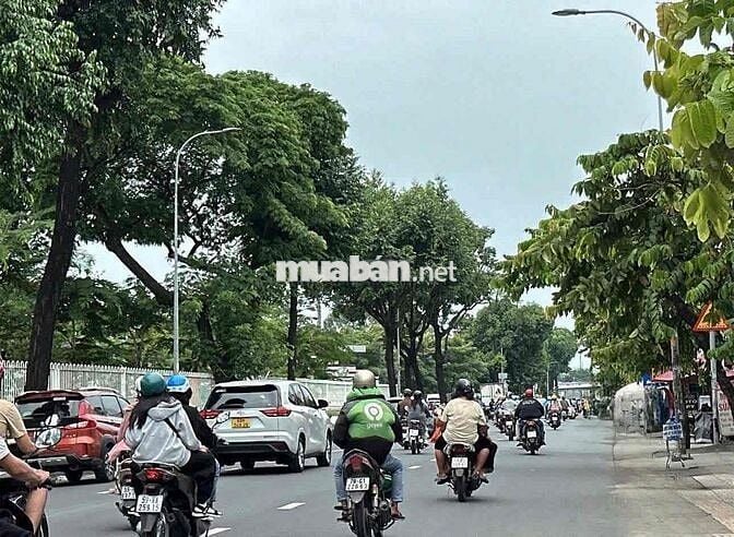 BIỆT THỰ MINI NGUYỄN VĂN CÔNG – VIEW NGẮM MÁY BAY – 4 TẦNG ĐẸP LONG
