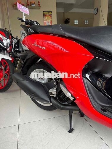 zanus 2022 . mẫu mới. máy zin im . áo đẹp ko trầy