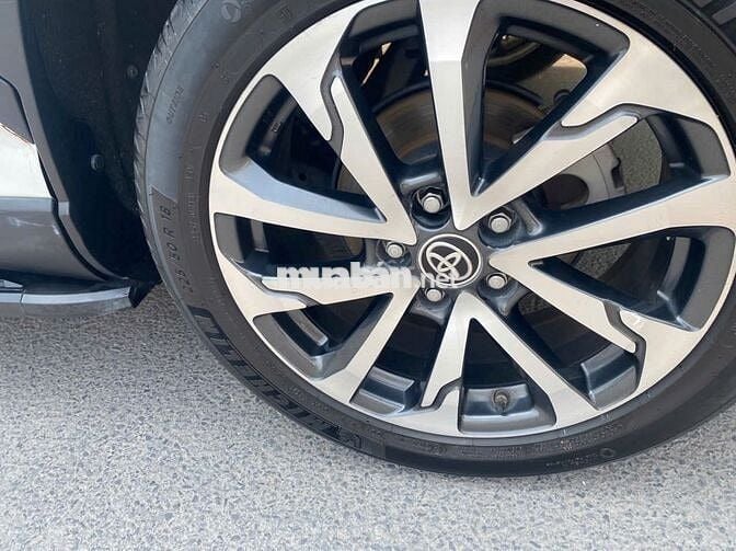 Toyota Corolla Cross 2021 1.8HV - 72000 km