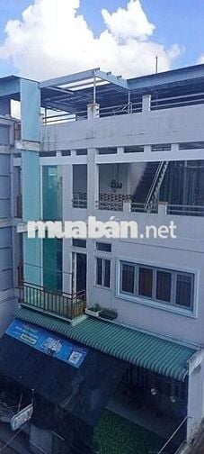 Phòng trọ ₫ối diện công viên.Nguyễn văn qúa q12