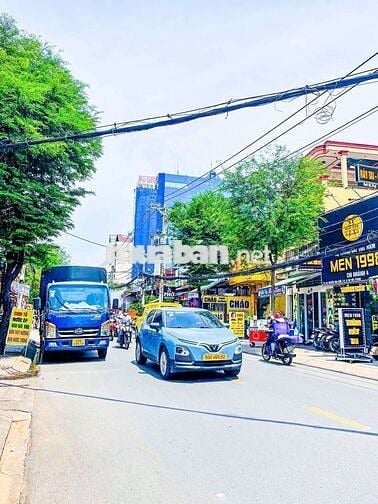 Tòa nhà 18 Phòng Mặt tiền Nguyễn Văn Khối