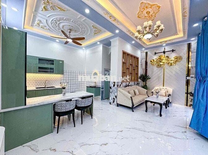 NHÀ BÁN HẼM 11 ĐA KHOA TRUNG UONG NGUYEN VAN LINH