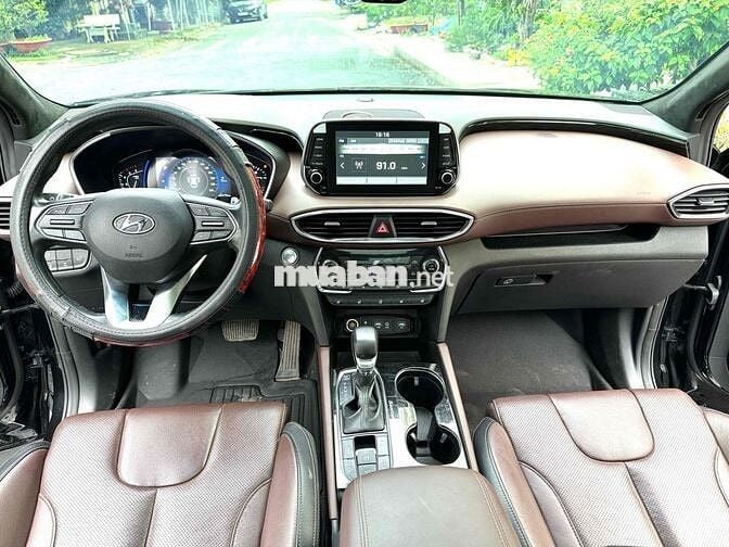 Hyundai Santa Fe 2021 2.2L Premium - 63000 km