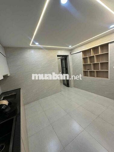 Kinh doanh căn tập thể phố Quỳnh Mai nhà đẹp oto đỗ cửa 2 thoáng 80m t