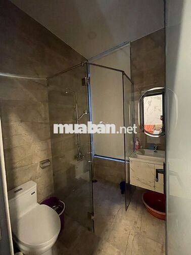 Mặt tiền khu chợ vải Phú thọ hòa ngang 8m1 4 tầng giá 6.7 tỷ