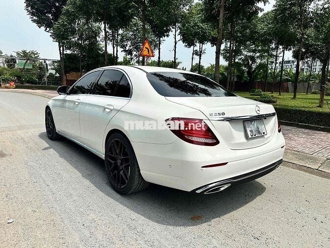 Mercedes Benz E Class 2017 E250 - 7 vạn 🔥🔥🔥