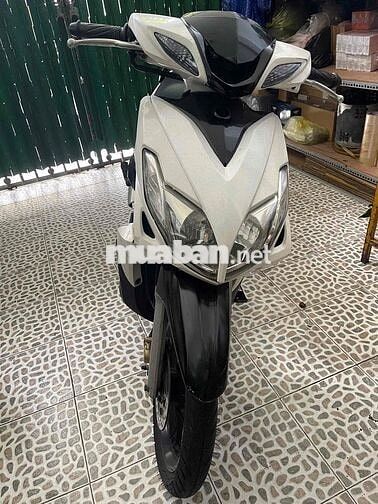 dư xe cẩn bán