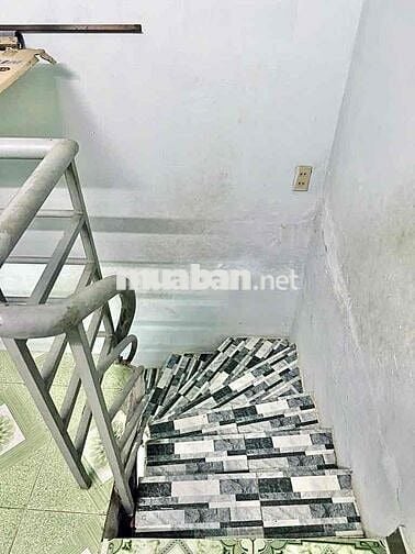 2..78.T Nhà 2 Tầng sát MT-đường luỹ bán bích,Dtsd 56..m2 gồm 2pn,2wc