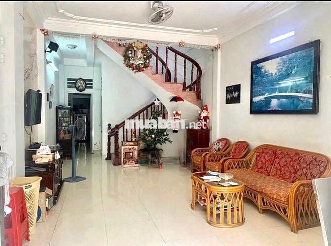 Cho Thuê Nhà Đường Đỗ Bí, Tân Phú ( Góc Đẹp Giá Rẻ Ngang 6.5m Rộng )