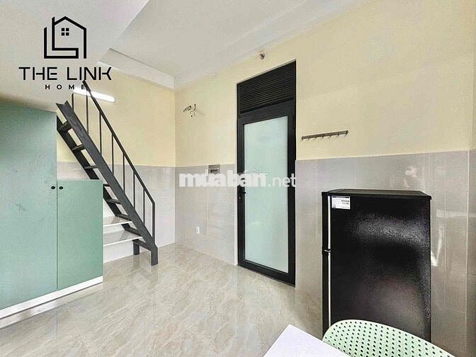 Căn hộ FULL NỘI THẤT MÁY GIẶT RIÊNG, cửa sổ trời thoáng mát Gần HUTECH