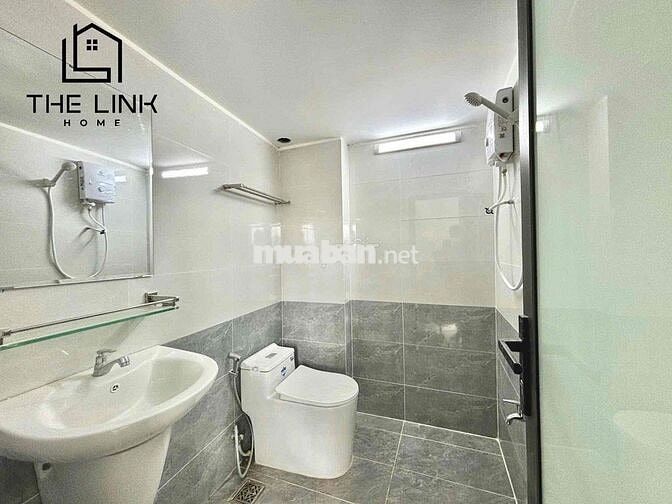 Căn hộ FULL NỘI THẤT MÁY GIẶT RIÊNG, cửa sổ trời thoáng mát Gần HUTECH