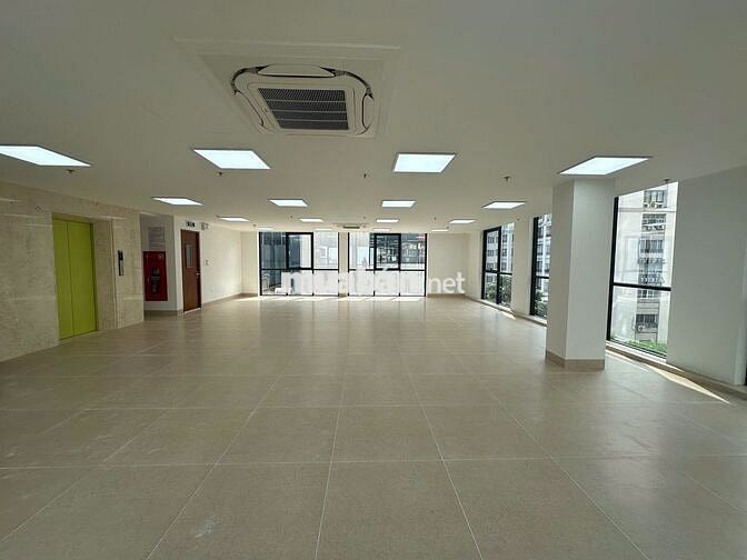 Văn phòng Lê Văn Thiêm 140m² – 30 triệu/tháng