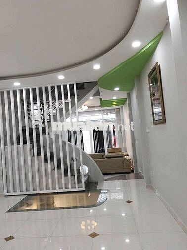 Nhà 4 x 16, đúc 3 tấm , hẻm xe hơi 1/ đường Thống nhất ,p10,15tr tháng