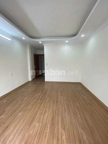 Bạn em  cần bán nhà phố Lê Trọng Tấn, HĐ, 53m,4t,ô tô vào nhà,chỉ 9t  