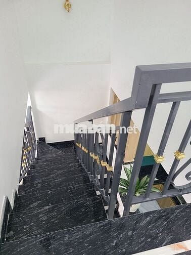 NHÀ ĐẸP 1 TRỆT 1 LẦU, 45M2–GẦN BẾN XE AN SƯƠNG–HẺM Ô TÔ_GIÁP Q12,TB