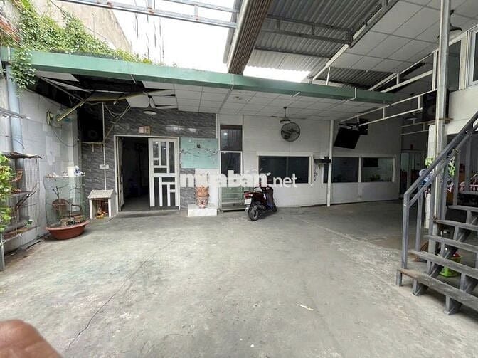 Mặt bằng kho xưởng cũ Lý Phục Man Q7 - 600m2 - đường 8m -Giá thuê 38tr