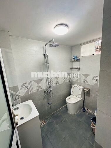 căn hộ 2PN,1VS,28m2  Nguyễn Công Trứ(nguyễn trung Ngạn) 2 Bà Trưng,HN