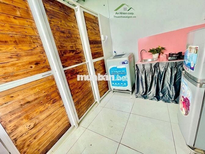 KTX DÀNH CHO NAM, GIÁ CHỈ 1TR5/THÁNG – GẦN CẦU VƯỢT HÀNG XANH
