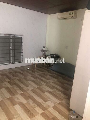 Nhà sát hẻm xe hơi hẻm 158 Phạm Văn Chiêu dt 4x9m đúc lững