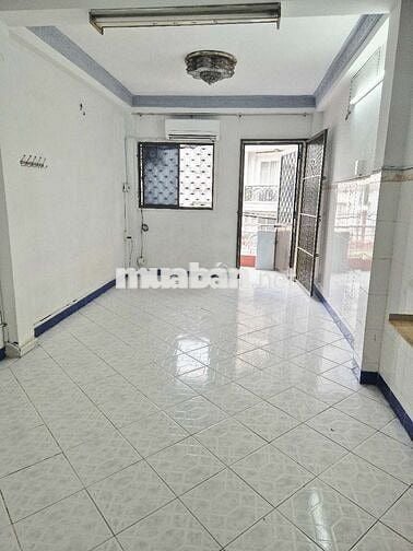 PHÒNG NGUYÊN TẦNG BAN CÔNG CỬA SỔ