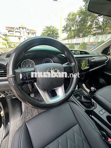 Toyota Hilux 2016 2.5E 4x2 MT - 200000 km