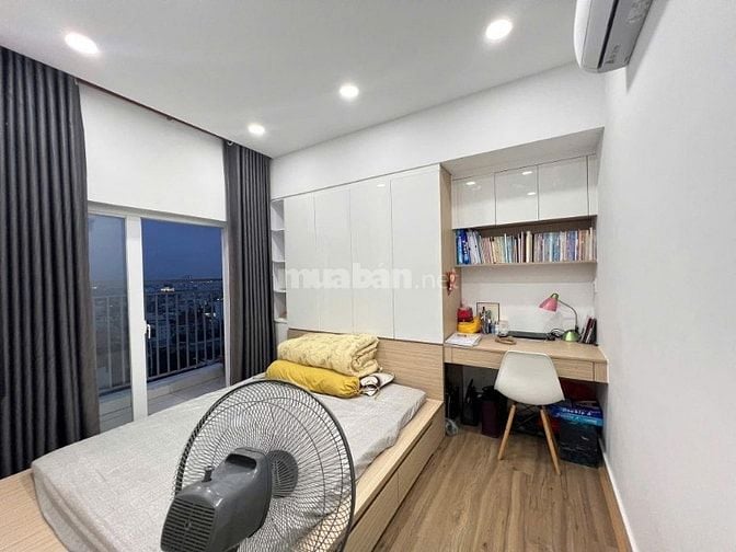 13tr/tháng, Nội thất, 90m2, 2PN. 2WC, C/c Screc, TRường Sa. Q3.