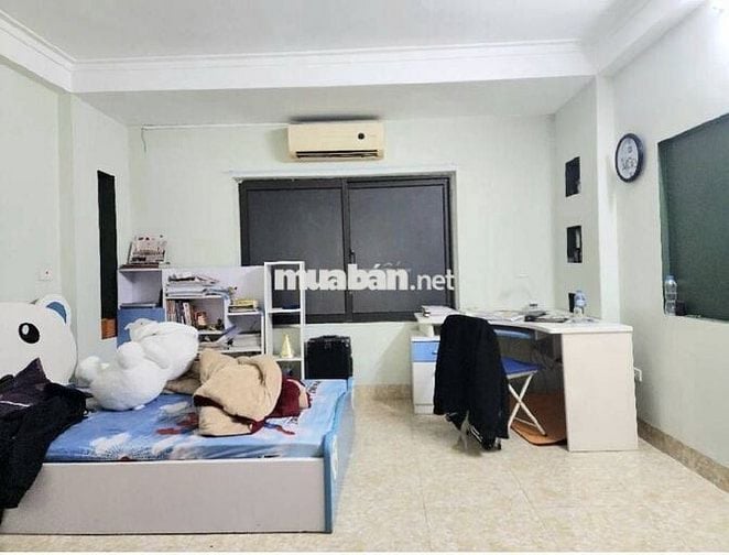 Nhà hoàng mai 34m2 5 tầng ngõ thoáng giá 5,5 tỷ có bớt