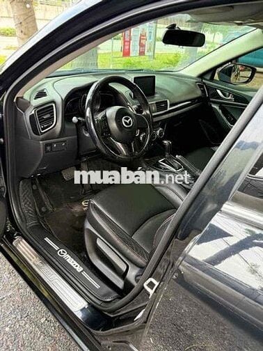 Mazda 3 2016 1.5 AT Hatchback - 80000 km