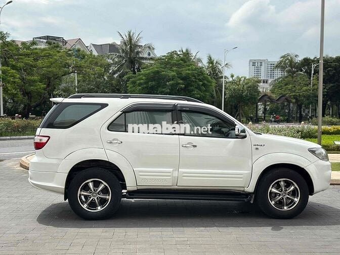 BÁN FORTUNER 2.7AT SPORTIVOR 2012 CHẤT LƯỢNG CAO