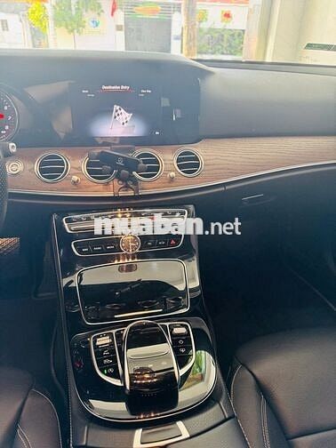 Chính chủ bán Mercedes Benz E Class 2017 E200