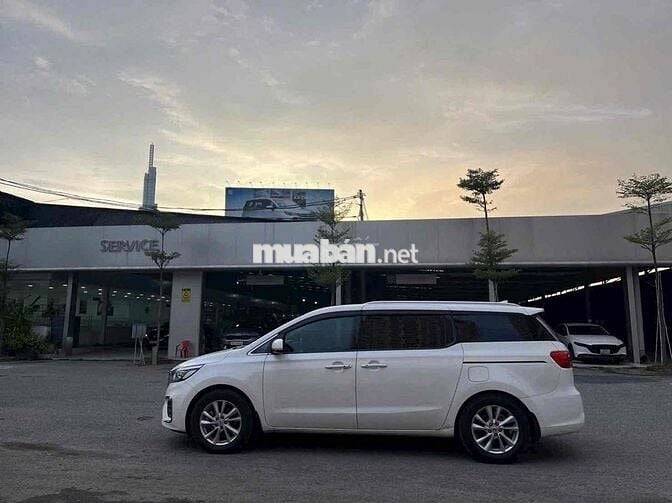 Kia Sedona 2019 Luxury D - 78000 km